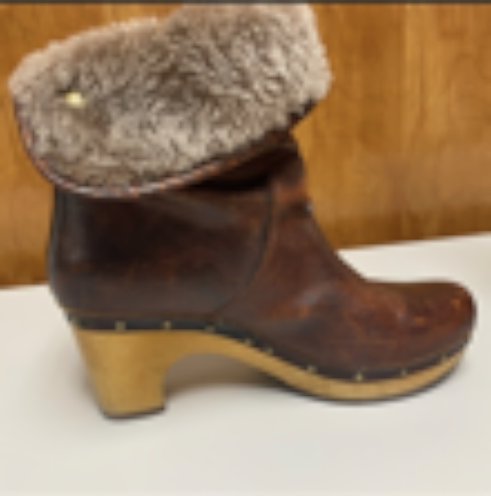 Boots - Picture 5 of 7